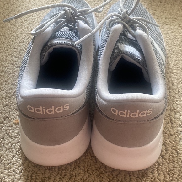 Adidas Size 8 - Picture 2 of 4